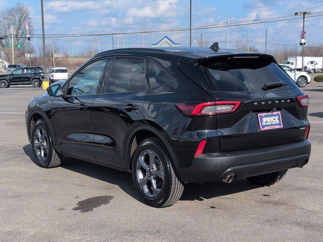 used 2025 Ford Escape car, priced at $24,998