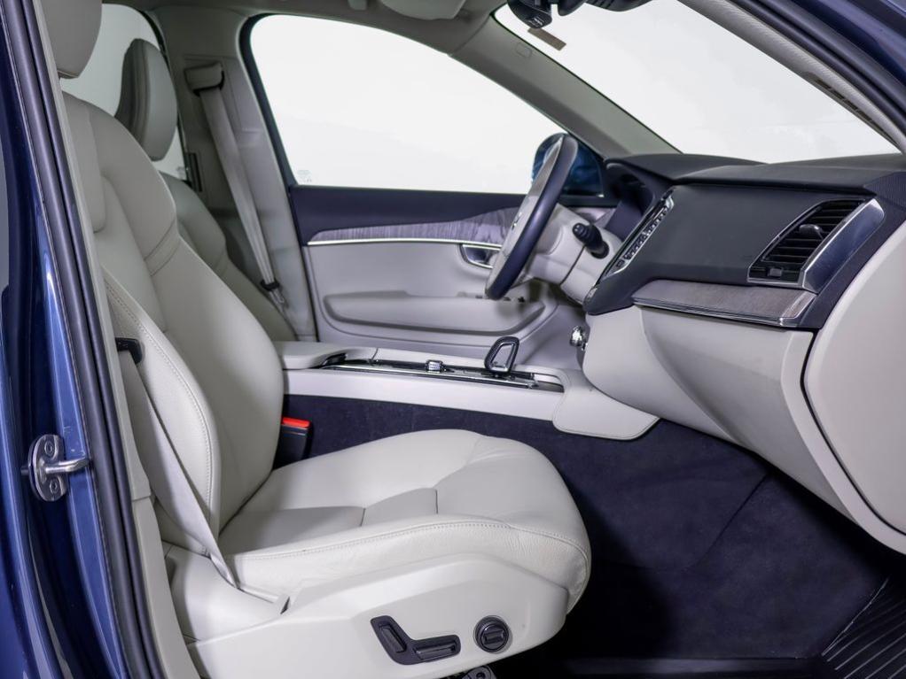used 2023 Volvo XC90 car, priced at $37,900