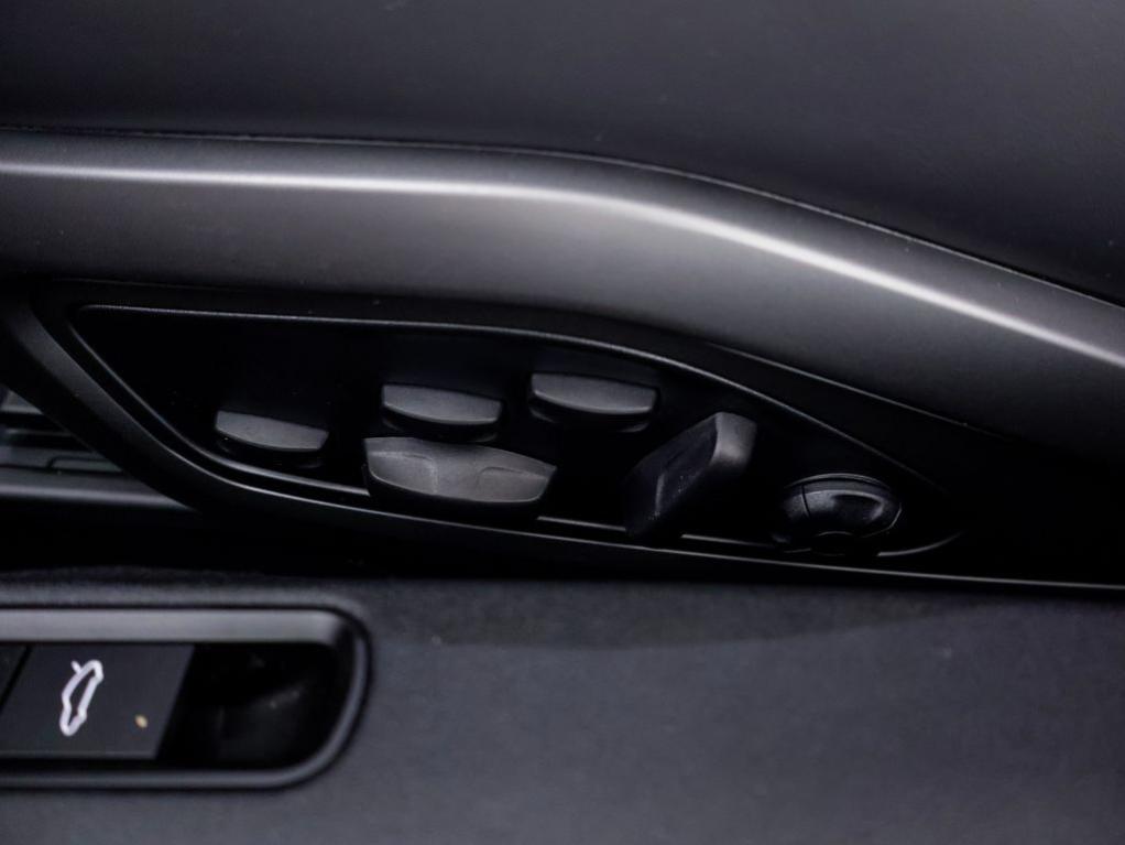 new 2026 Porsche 911 car, priced at $196,090