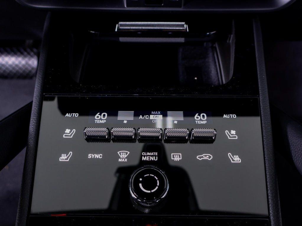 used 2025 Porsche Cayenne car, priced at $83,900