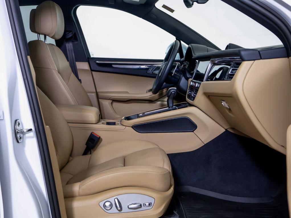 used 2025 Porsche Macan car, priced at $58,900
