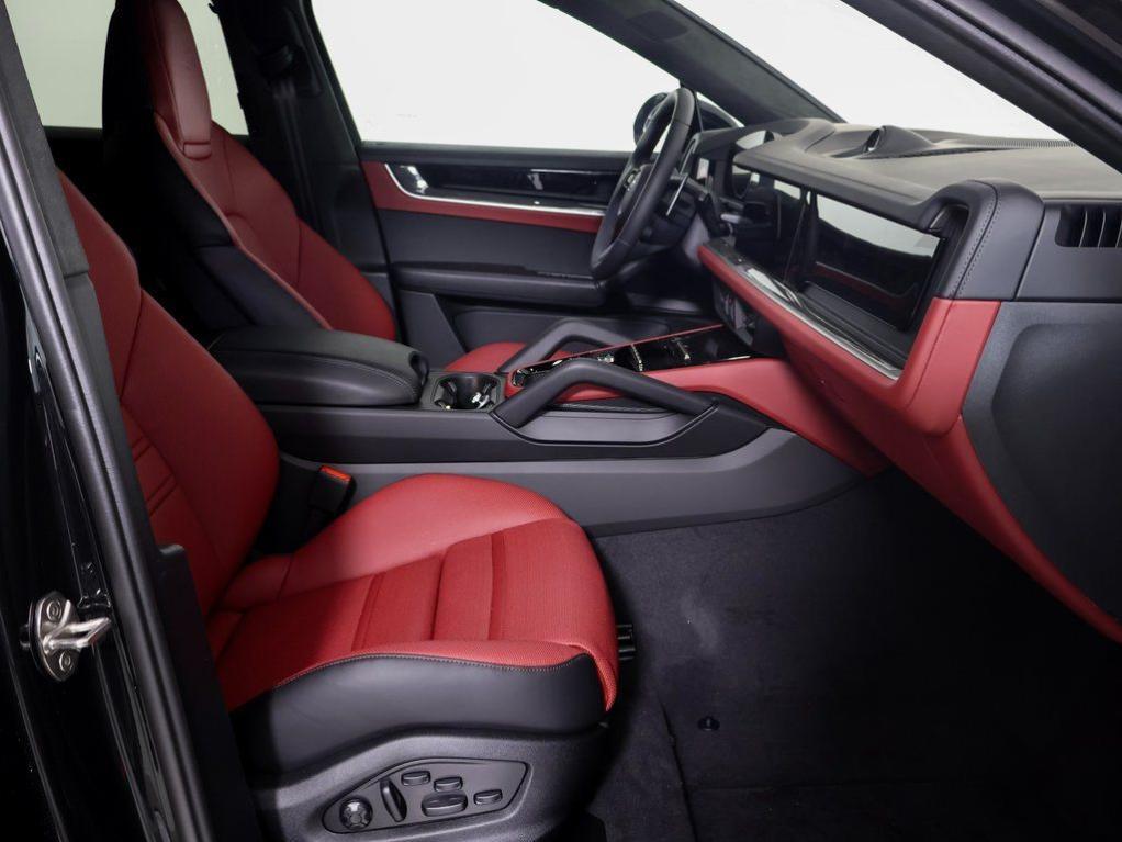 new 2025 Porsche Cayenne car, priced at $182,475