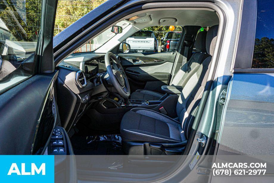 used 2025 Chevrolet TrailBlazer car, priced at $19,220