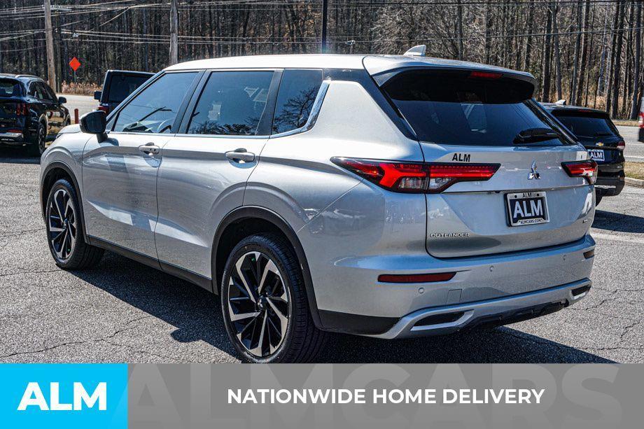 used 2024 Mitsubishi Outlander car, priced at $20,920