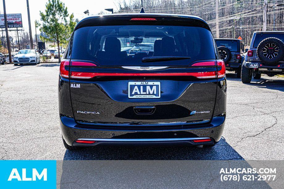 used 2024 Chrysler Pacifica Hybrid car, priced at $24,920