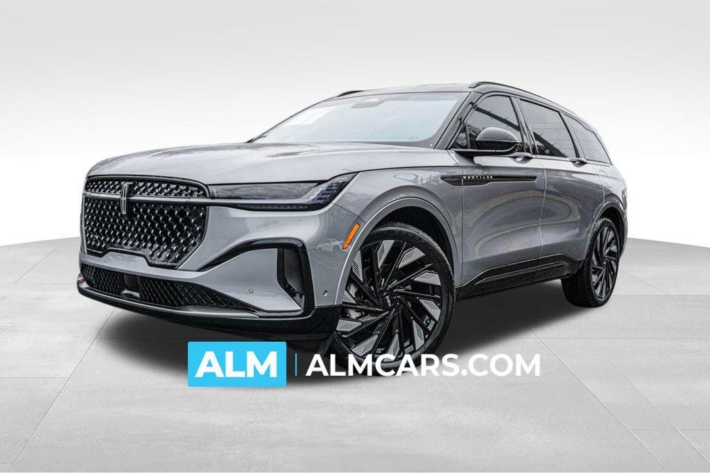 used 2024 Lincoln Nautilus car, priced at $52,420