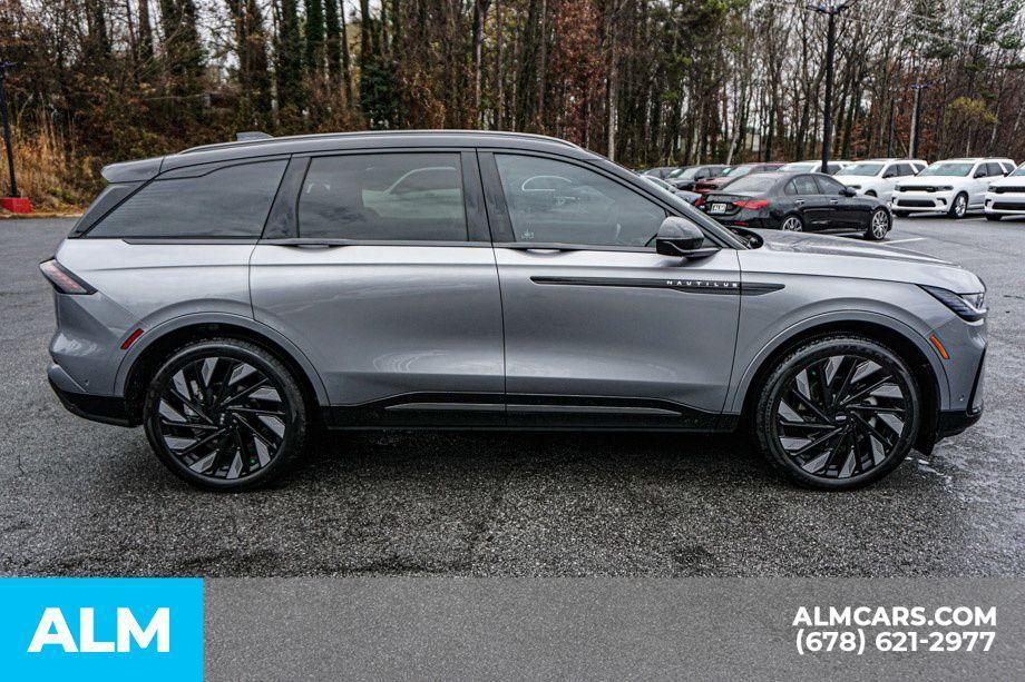 used 2024 Lincoln Nautilus car, priced at $52,420