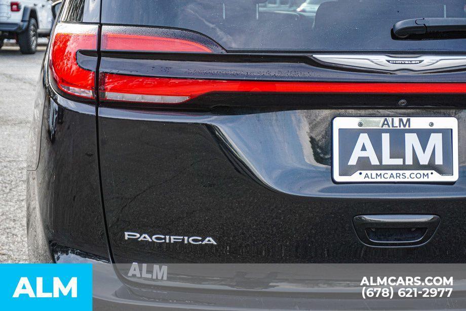 used 2023 Chrysler Pacifica Hybrid car, priced at $24,420