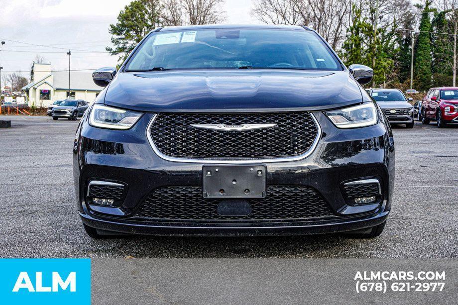 used 2023 Chrysler Pacifica Hybrid car, priced at $24,420