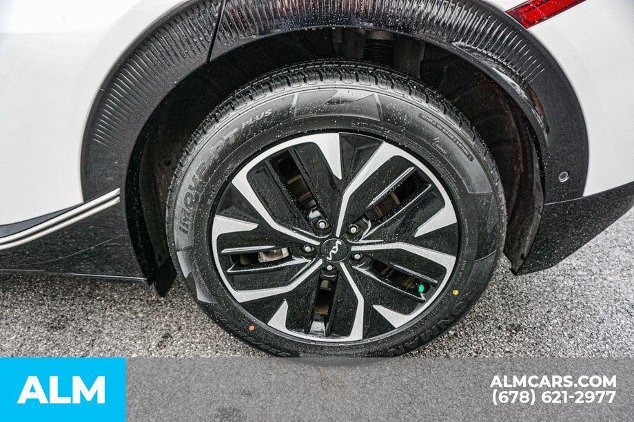 used 2022 Kia EV6 car, priced at $21,420