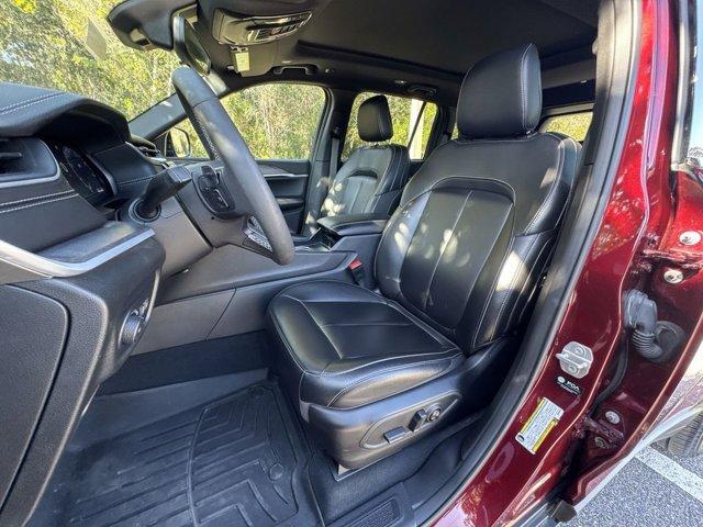 used 2024 Jeep Grand Cherokee car, priced at $32,000