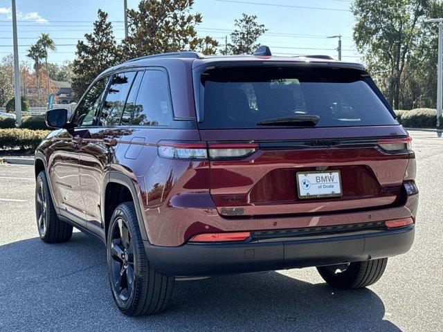 used 2024 Jeep Grand Cherokee car, priced at $32,000