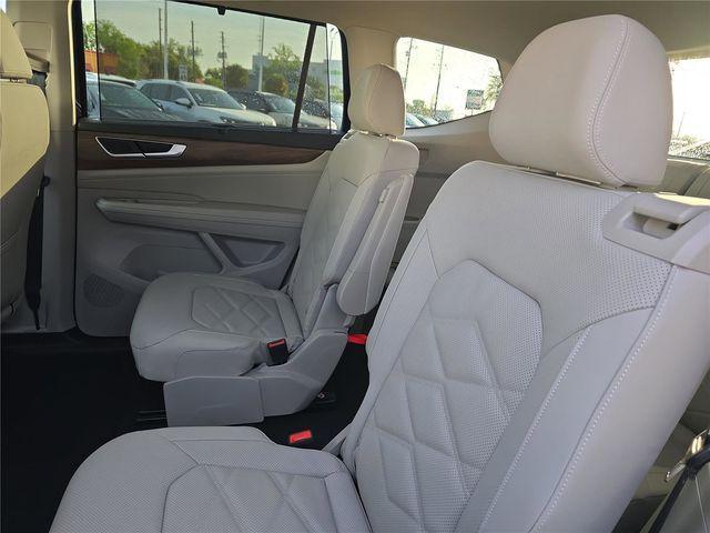 new 2026 Volkswagen Atlas car, priced at $44,146