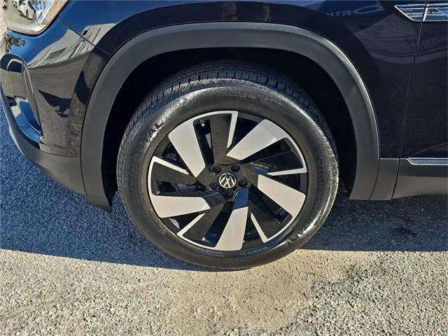 used 2025 Volkswagen Atlas Cross Sport car, priced at $38,795