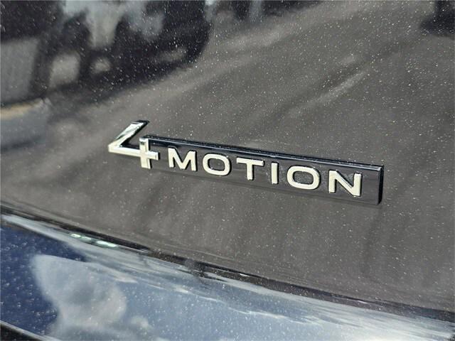 new 2026 Volkswagen Atlas Cross Sport car, priced at $45,981