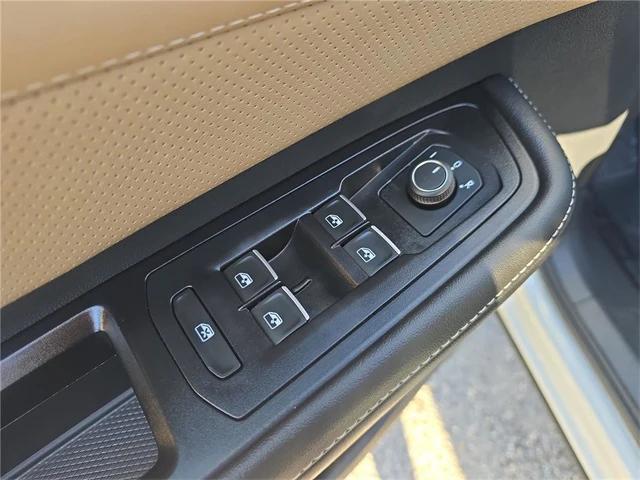 used 2025 Volkswagen Atlas Cross Sport car, priced at $32,895