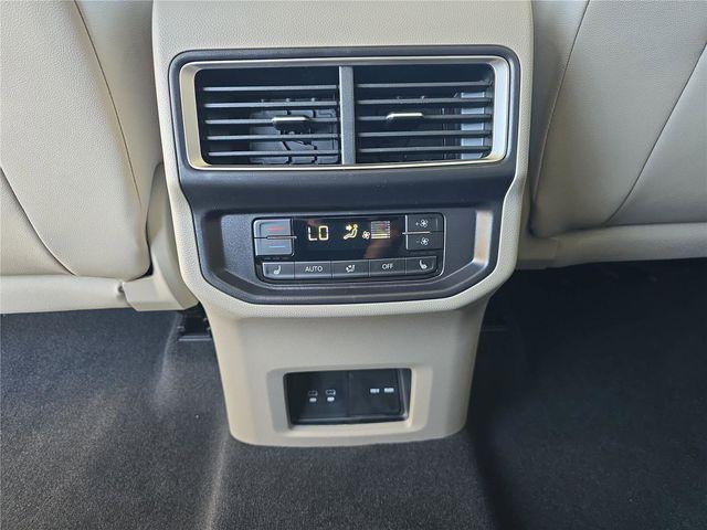 new 2026 Volkswagen Atlas car, priced at $51,483