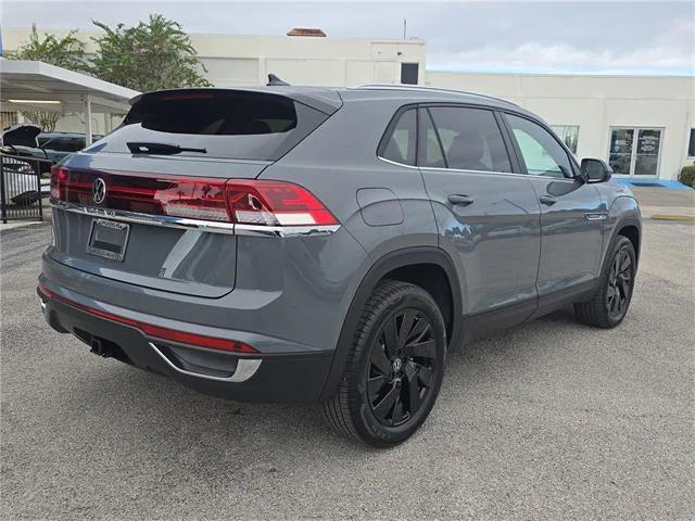 new 2026 Volkswagen Atlas Cross Sport car, priced at $42,267