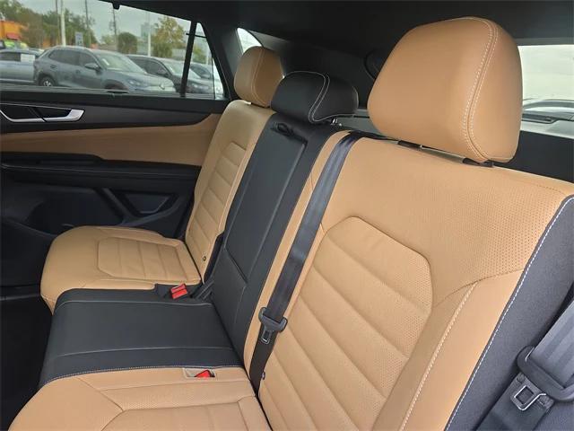 new 2026 Volkswagen Atlas Cross Sport car, priced at $46,225