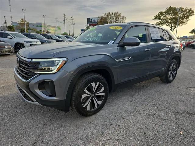 used 2025 Volkswagen Atlas Cross Sport car, priced at $32,895