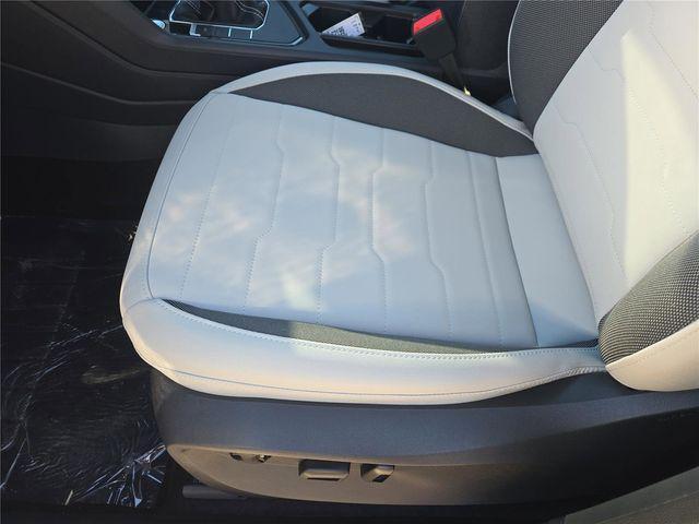 new 2026 Volkswagen Taos car, priced at $30,574