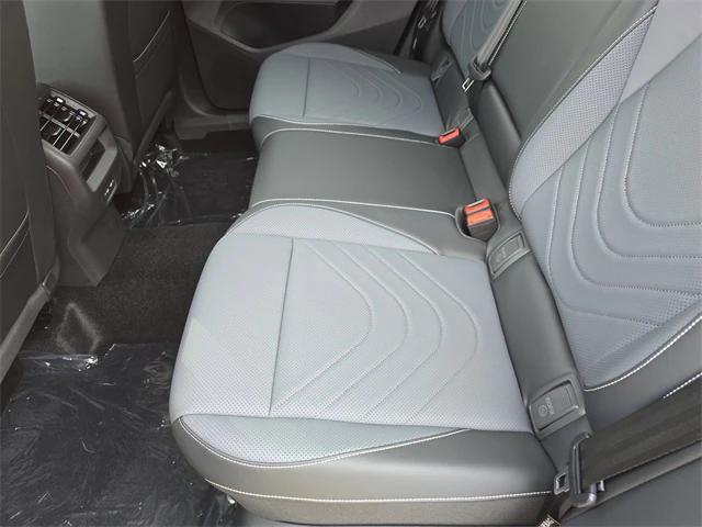 new 2026 Volkswagen Tiguan car, priced at $33,686