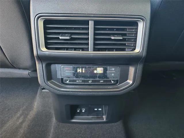 new 2026 Volkswagen Atlas car, priced at $53,546