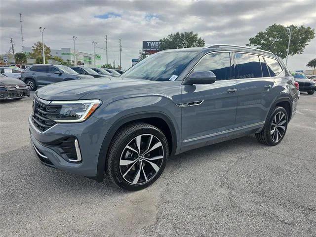 new 2026 Volkswagen Atlas car, priced at $54,581
