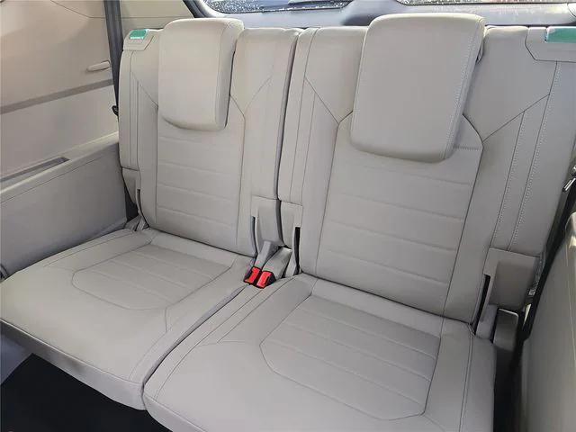 new 2026 Volkswagen Atlas car, priced at $47,736