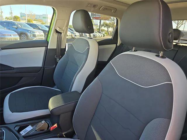 new 2026 Volkswagen Taos car, priced at $31,011