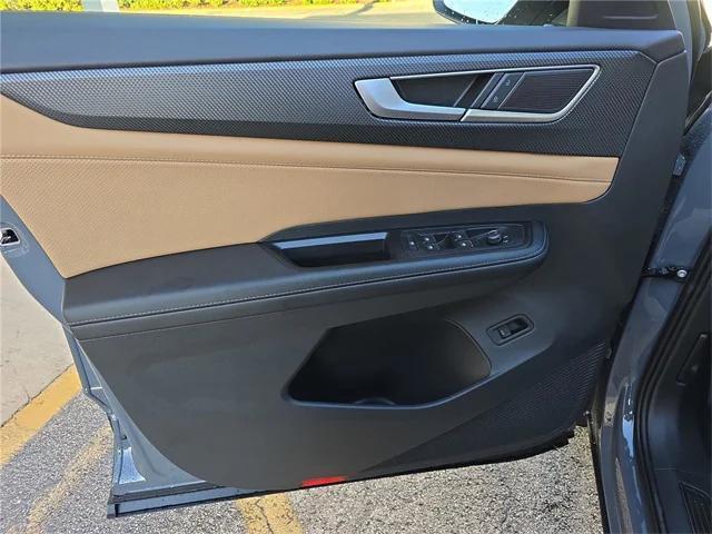 new 2026 Volkswagen Atlas Cross Sport car, priced at $46,418