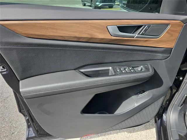 new 2026 Volkswagen Atlas car, priced at $42,550