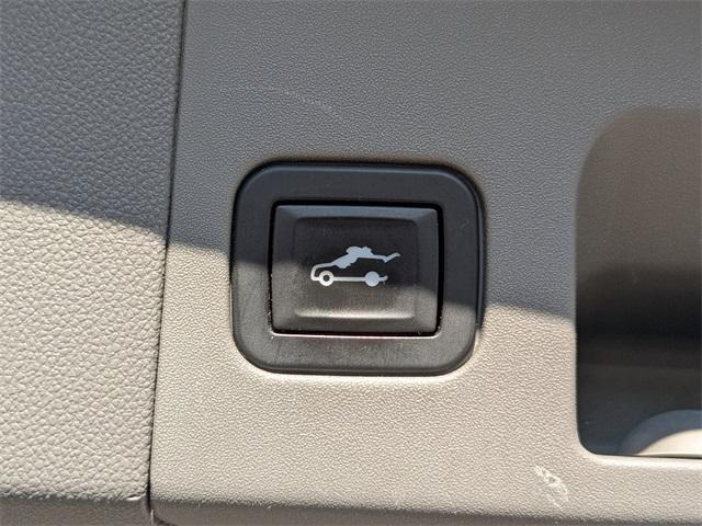 used 2019 Cadillac XT5 car, priced at $17,900