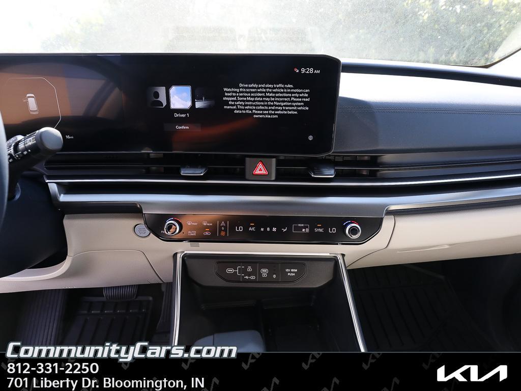 new 2027 Kia Carnival car, priced at $47,578