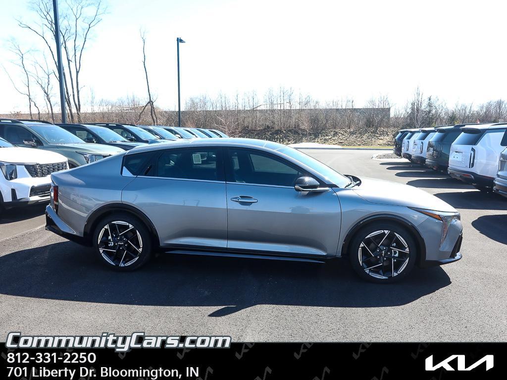 new 2025 Kia K4 car