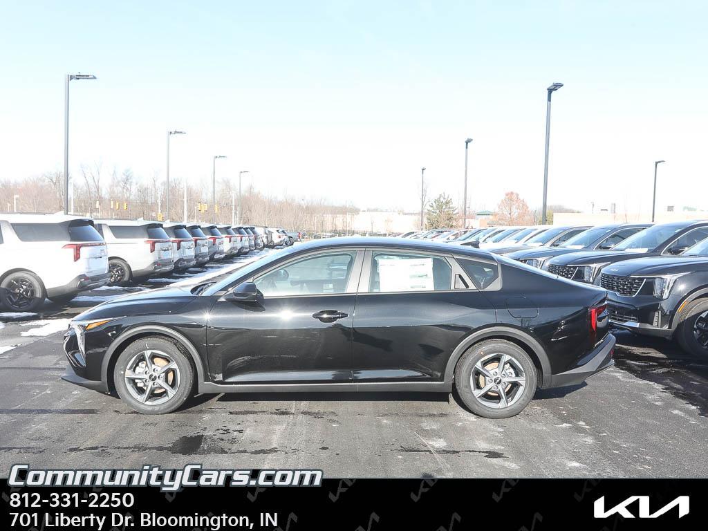 new 2025 Kia K4 car, priced at $23,000