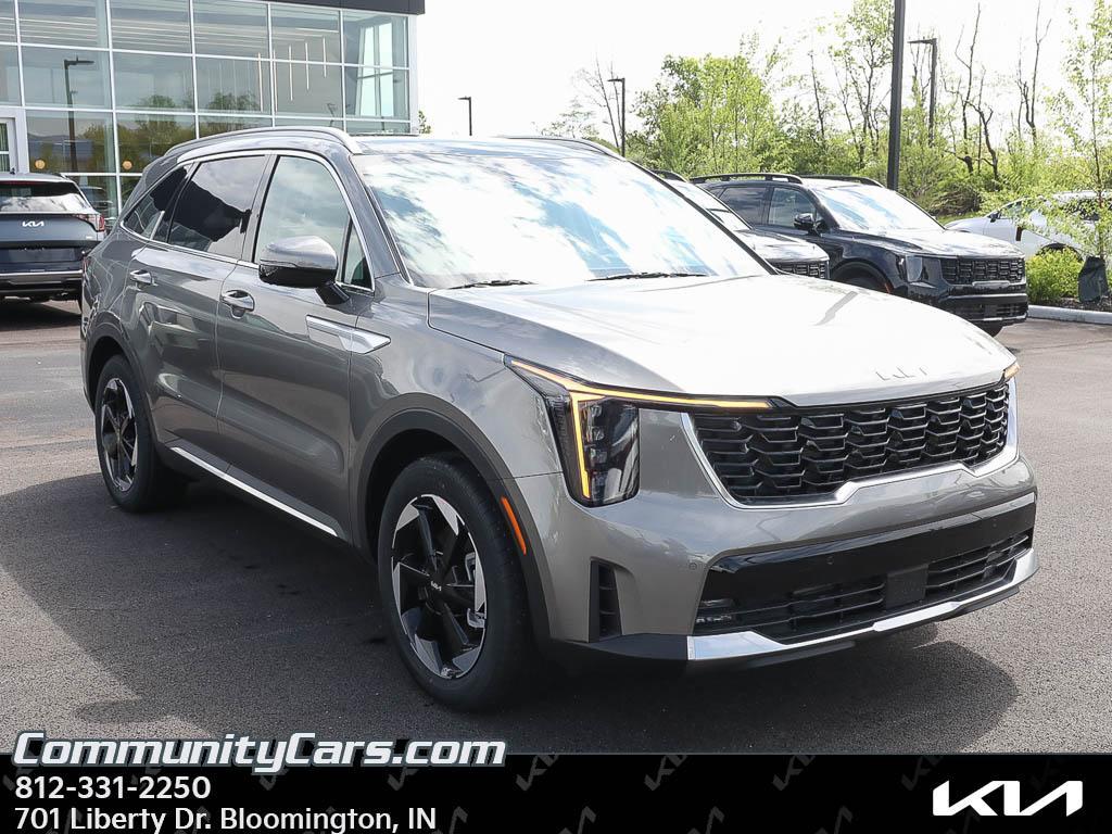 new 2026 Kia Sorento Hybrid car, priced at $40,476