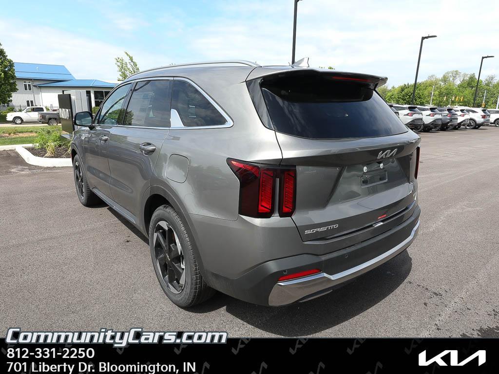 new 2026 Kia Sorento Hybrid car, priced at $40,476