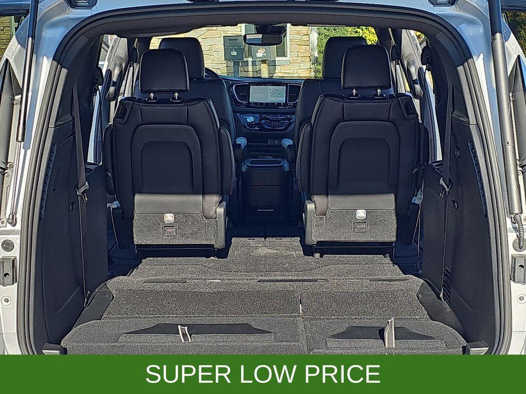 new 2026 Chrysler Pacifica car, priced at $41,325