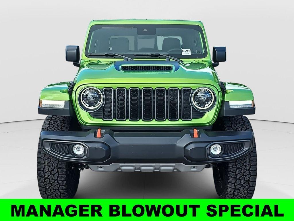 new 2025 Jeep Gladiator car, priced at $53,650