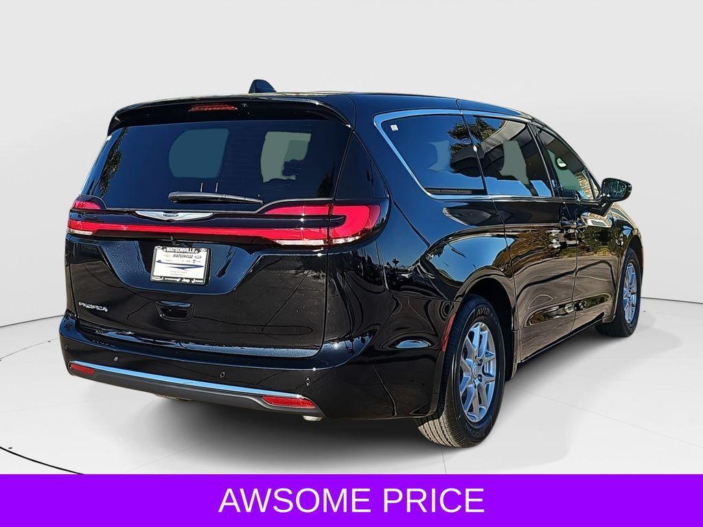 new 2026 Chrysler Pacifica car, priced at $41,365