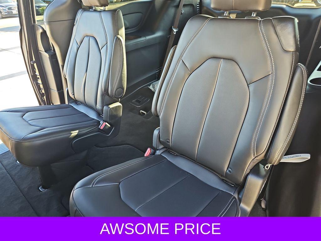new 2026 Chrysler Pacifica car, priced at $41,365