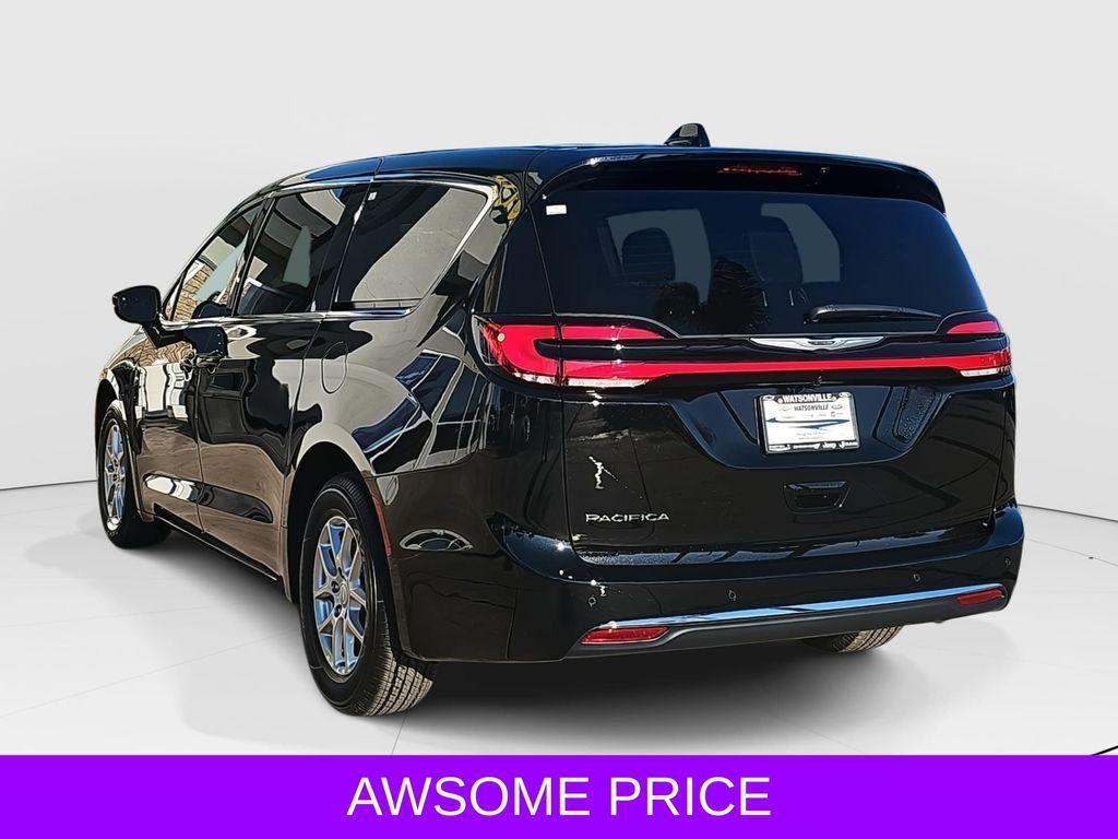 new 2026 Chrysler Pacifica car, priced at $41,365