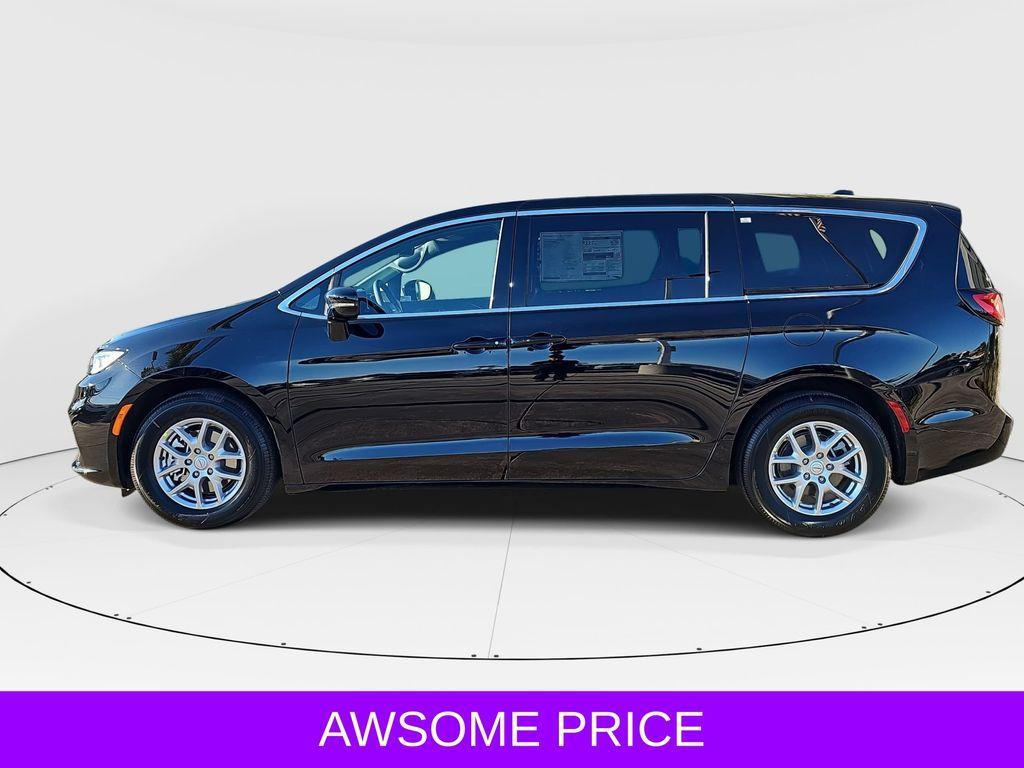 new 2026 Chrysler Pacifica car, priced at $41,365