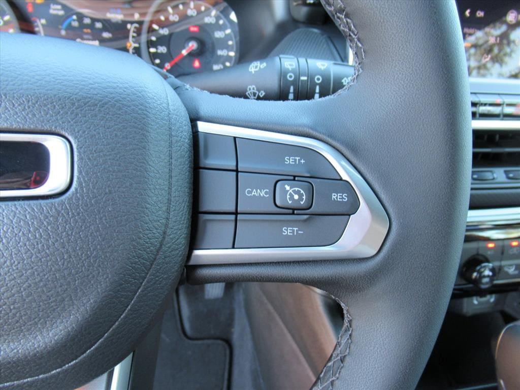 new 2026 Jeep Compass car, priced at $25,546