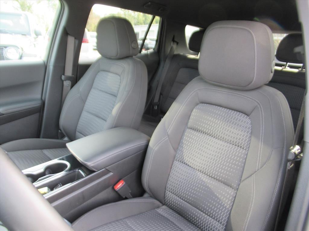 used 2025 Chevrolet Equinox car, priced at $25,400