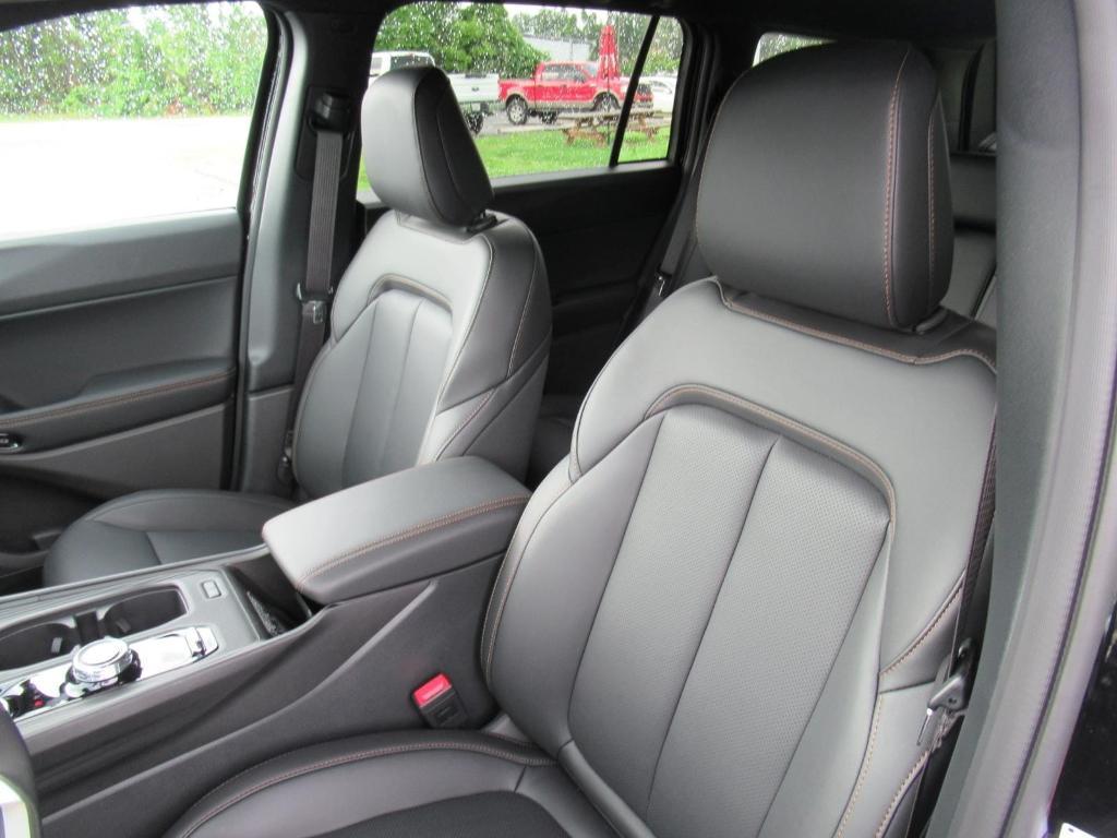 new 2026 Jeep Cherokee car, priced at $40,323