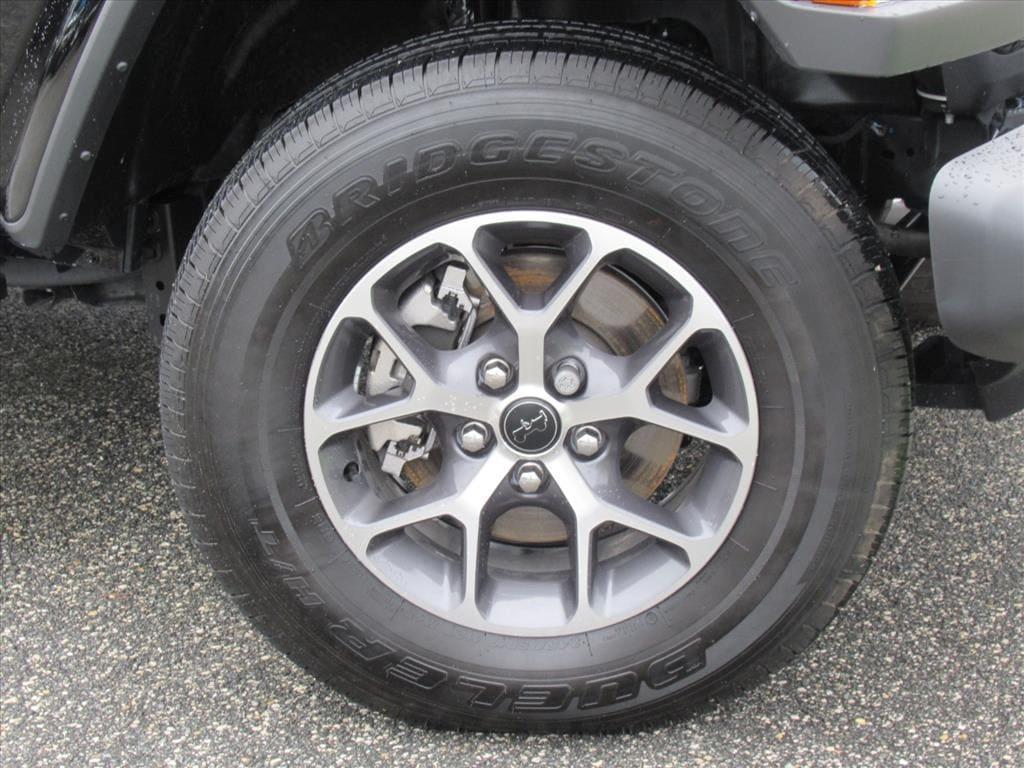 used 2024 Jeep Gladiator car, priced at $36,800