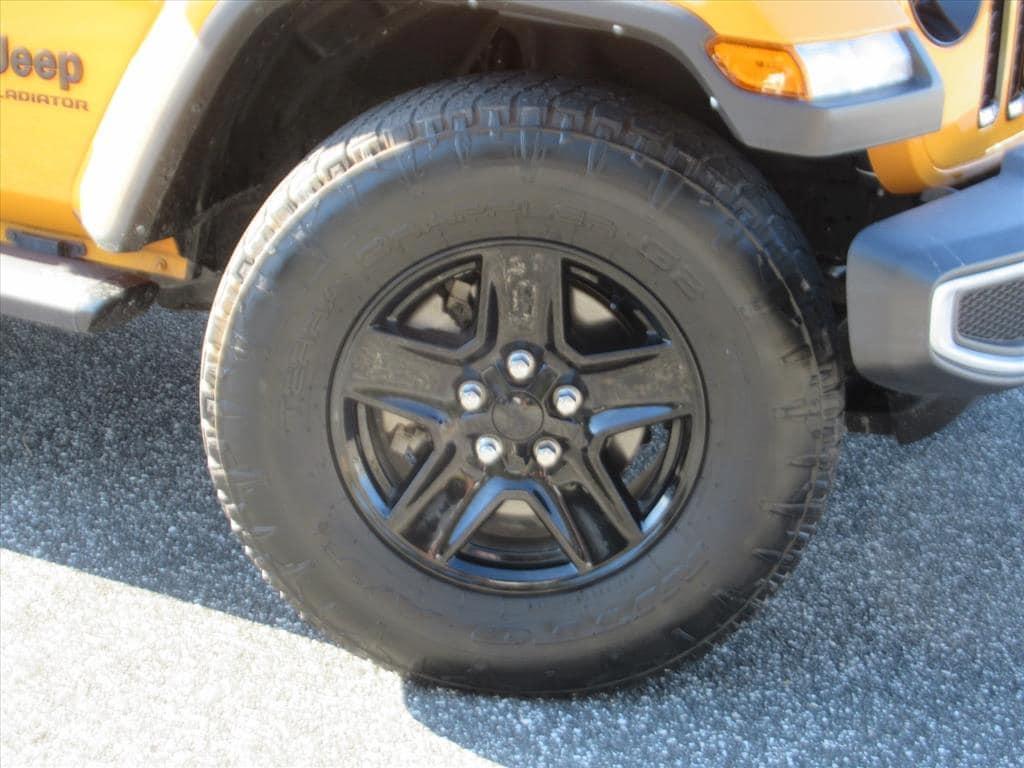 used 2021 Jeep Gladiator car, priced at $27,150