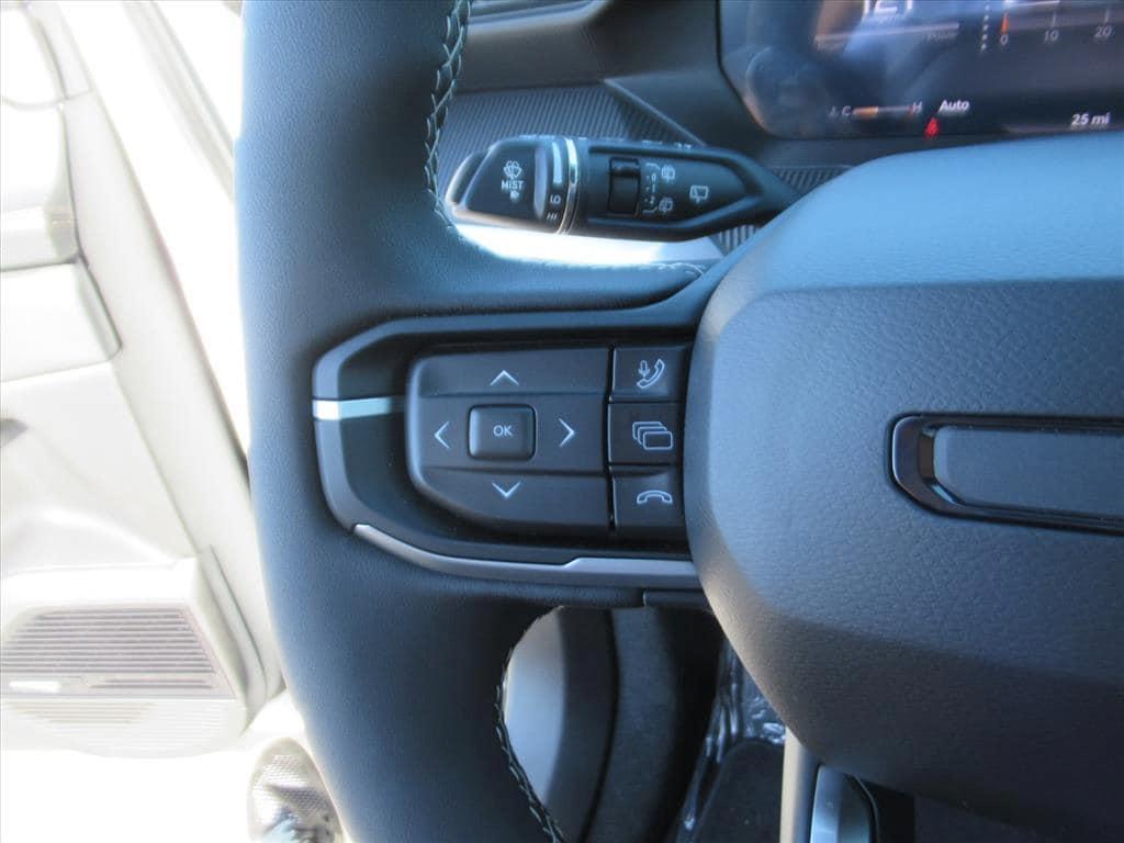 new 2026 Jeep Cherokee car, priced at $42,248